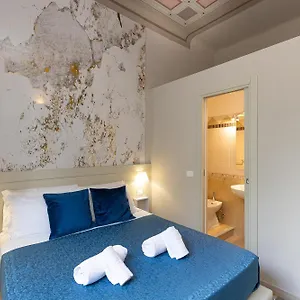 Iron Cityaus Termini Guest house Rome