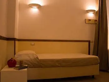 Hotel Dedoni 3*, Cagliari